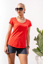 Μπλούζα V μεσάτη με οβάλ τελείωμα κοντομάνικη Κόκκινη - Image 2