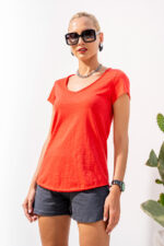 Μπλούζα V μεσάτη με οβάλ τελείωμα κοντομάνικη Κόκκινη - Image 3