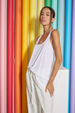 Μπλούζα με αθλητική πλάτη basic Λευκή