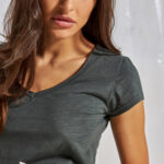 Μπλούζα V μεσάτη με οβάλ τελείωμα κοντομάνικη Μαύρη