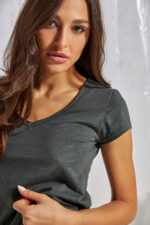 Μπλούζα V μεσάτη με οβάλ τελείωμα κοντομάνικη Μαύρη