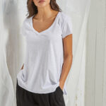 Μπλούζα με κοντό μανίκι V oversized Λευκή