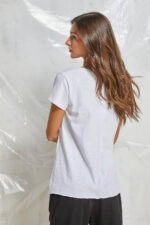 Μπλούζα με κοντό μανίκι V oversized Λευκή - Image 2