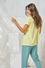 Μπλούζα με κοντό μανίκι V oversized Κίτρινη - Image 2